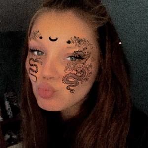 Meet your Posher, Stacie